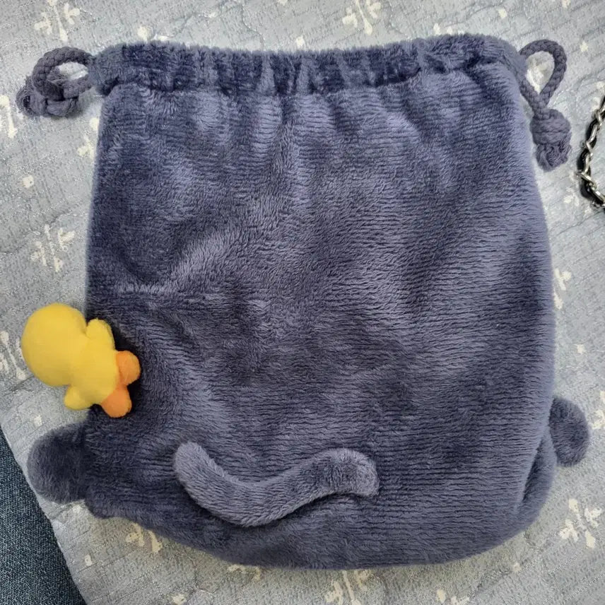 라이즈 토냥덕 파우치