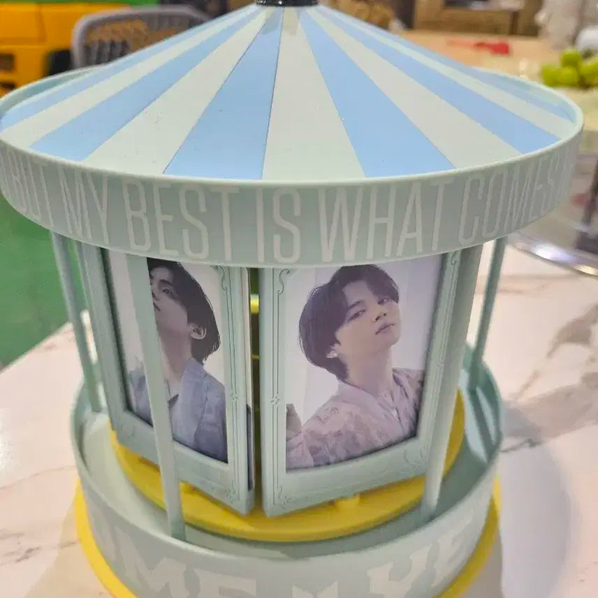 새상품) bts  Yet To Come 오르골 + 포토카드  판매합니다