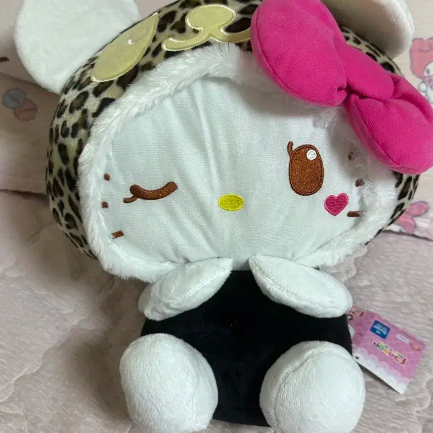 엔시티위시 사쿠야 레오파드 헬로키티 판다키티 갸루