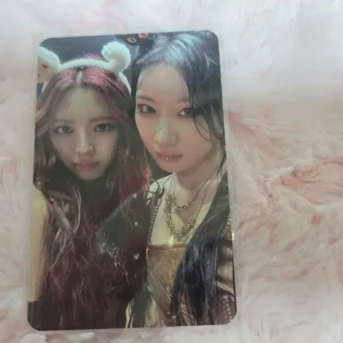 있지 채령/유나 born to be 유닛 포카