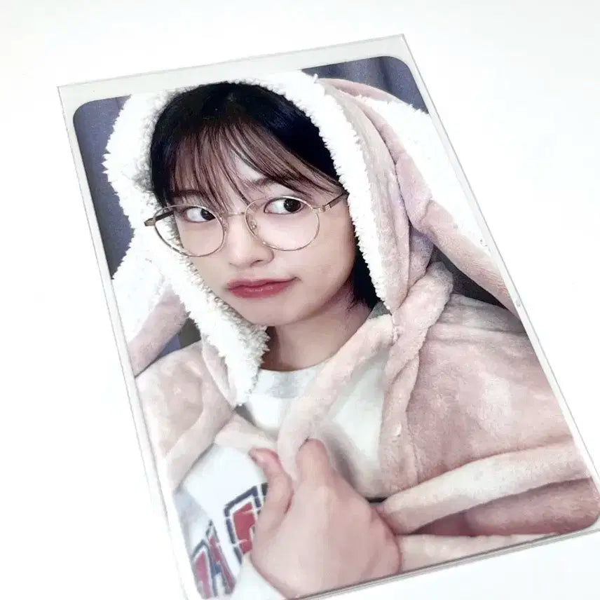 아이브 안유진 토끼 담요 포토카드