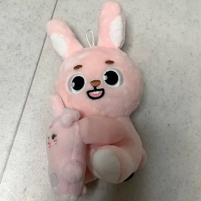 데이식스 원필 데니멀즈 필 나안아