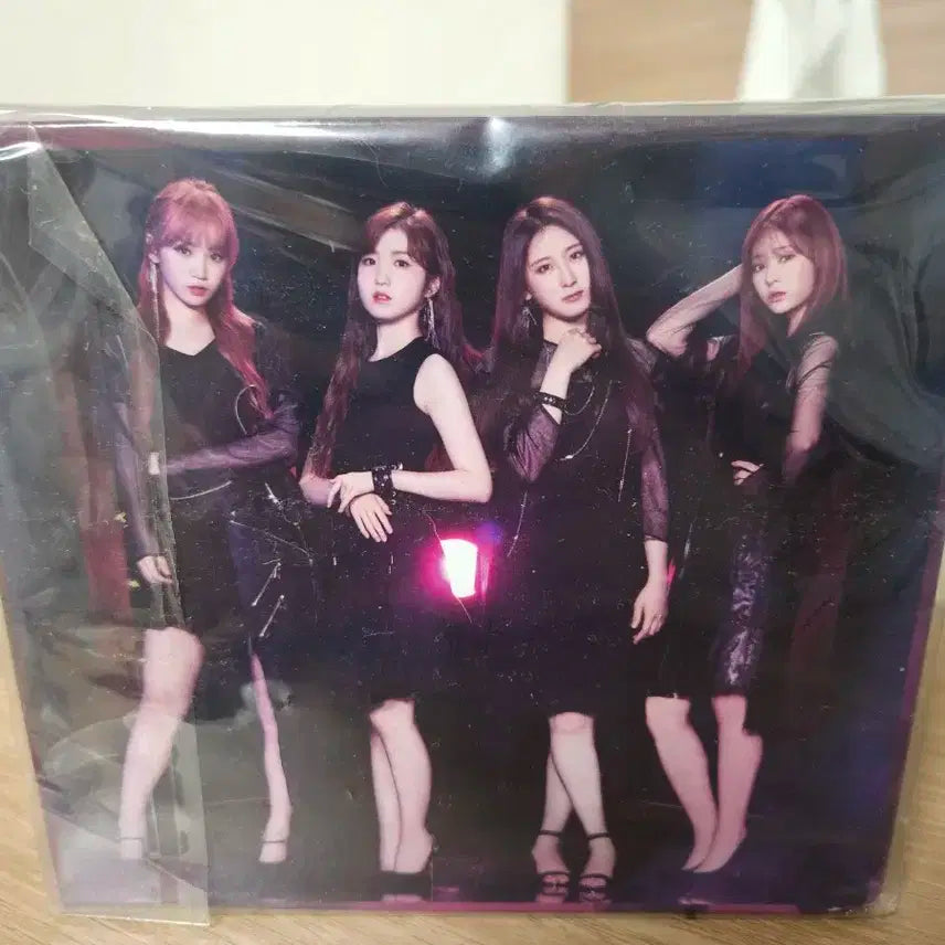 아이즈원 일본앨범 부에노스아이레스 CD박스판 판매합니다.