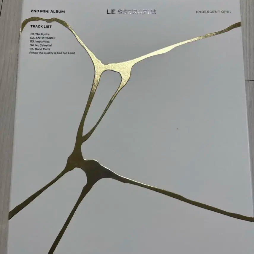 르세라핌 ANTIFRAGILE 2ND 미니 앨범