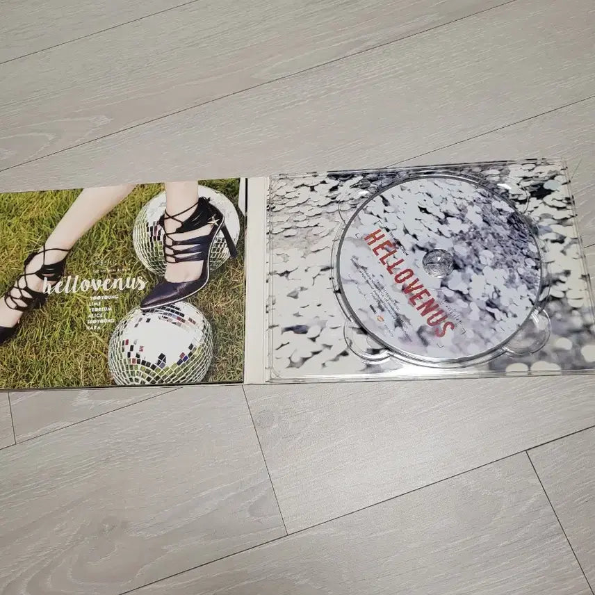 헬로비너스  앨범 친필 사인