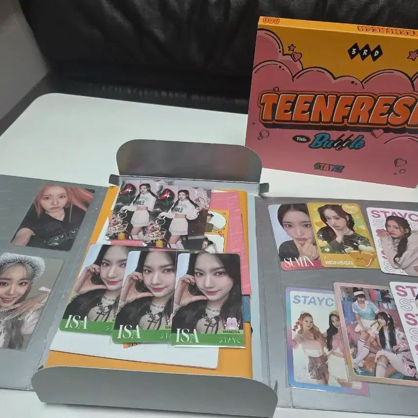 스테이씨 TEENFRESH 앨범 및 포토카드 판매