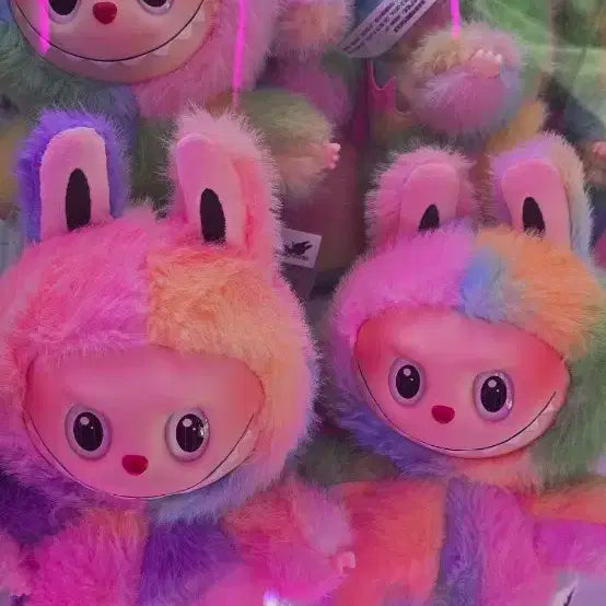 라부부 중형 25센치 정도 레인보우