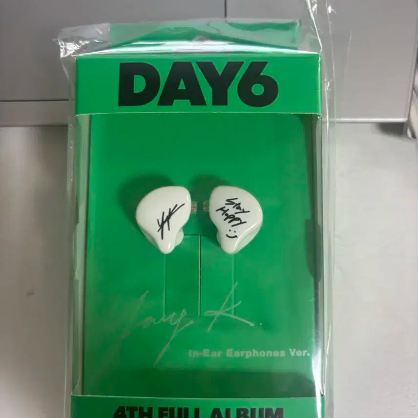 데이식스 DAY6 인이어 영케이 버전 미개봉 양도