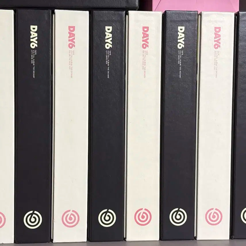 The decade 개봉앨범 양도 (구성품 포함 )