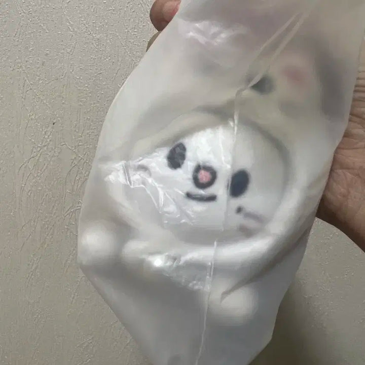 스키주 지니렛 현진 라잉 키링 팝업