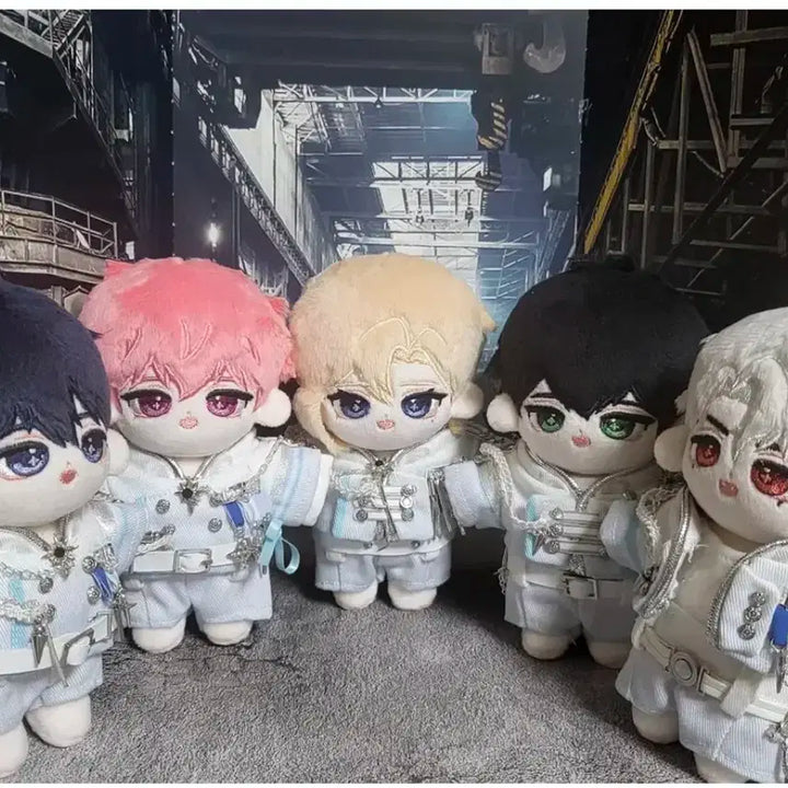 플레이브 10cm 인형 옷 흰색제복 미개봉 원가 이하 판매합니다.