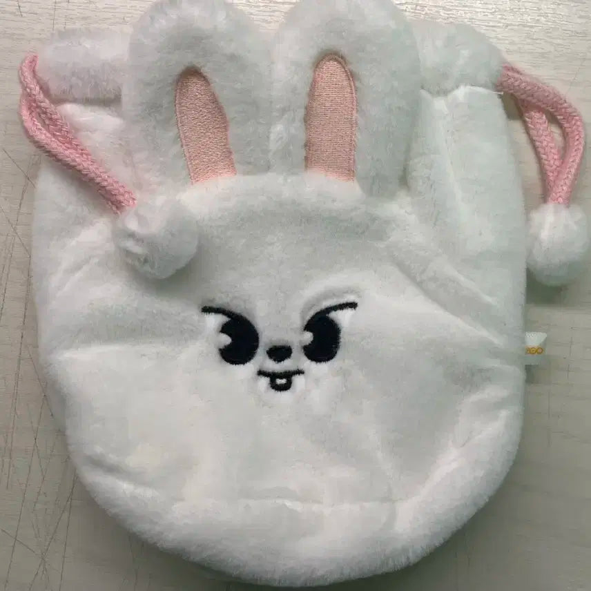 스키주 리빗 파우치