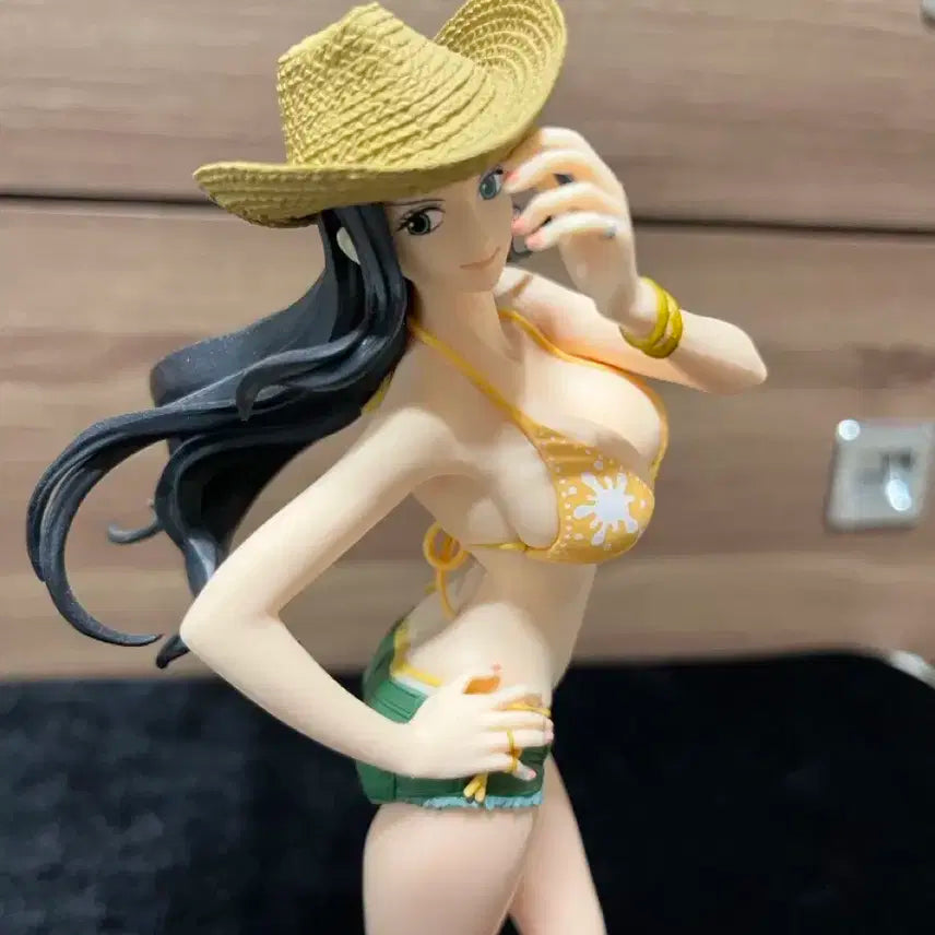 반프레스토 원피스 니코로빈 피규어