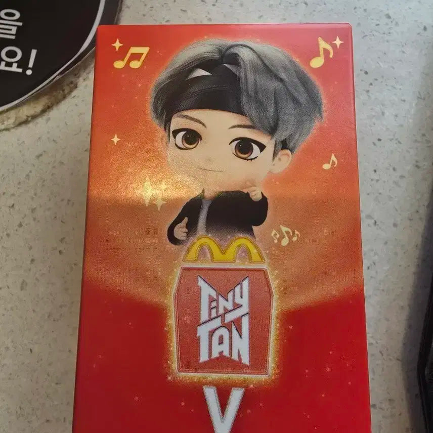 해피밀 bts 뷔 앵콜 타이니탄