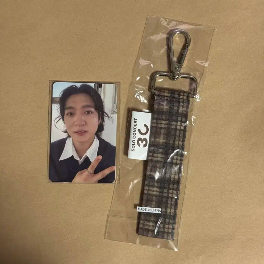 데이식스 성진 솔로콘 첫콘 입장 기프트 키링+포카