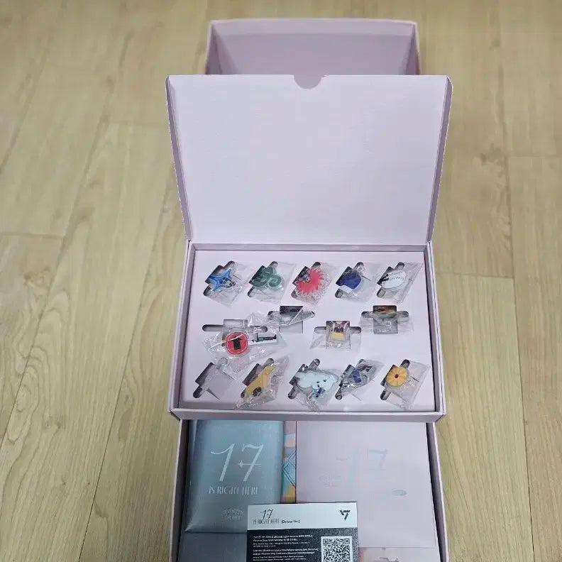 세븐틴 베스트 앨범 디럭스 SEVENTEEN BEST 17 IS RIGH