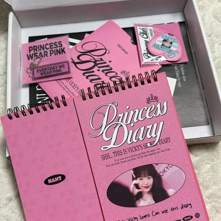 아이브 장원영 원트님 2024 프린세스다이어리 시그 시즌그리팅