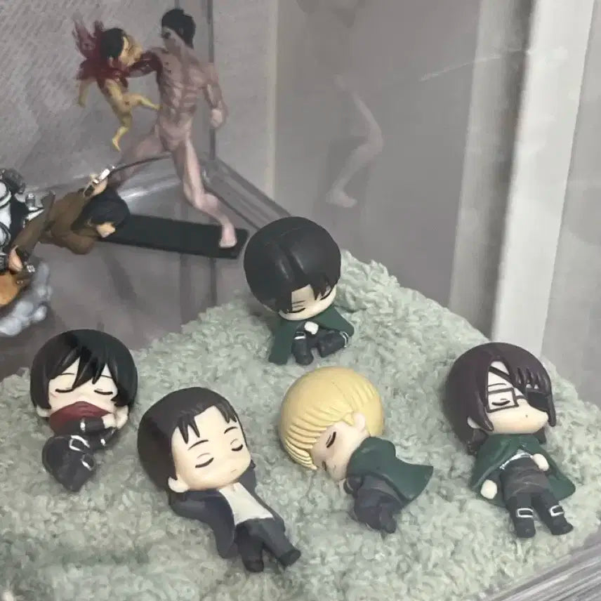 진격거 가챠 피규어