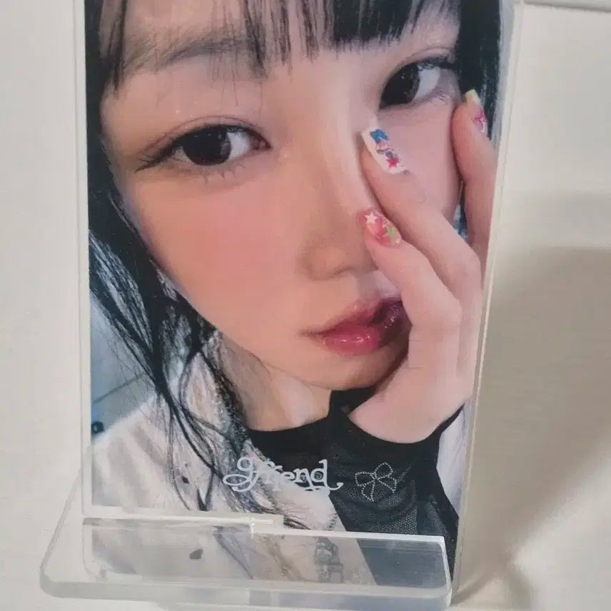 여자친구 유주 위버스 머치판 특전 아크릴거치대