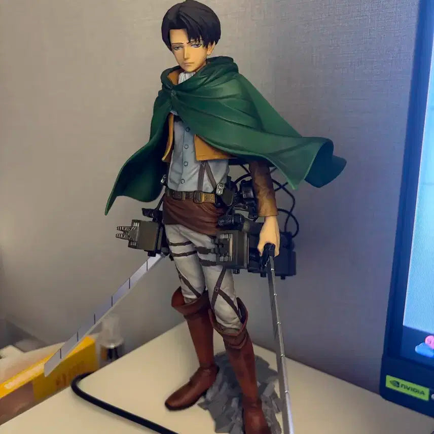 진격의 거인 리바이 피규어 +(루피에이스 서비스)