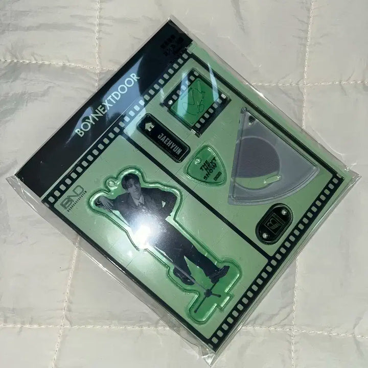 보이넥스트도어 시즌그리팅 명재현 아크릴스탠드 미개봉