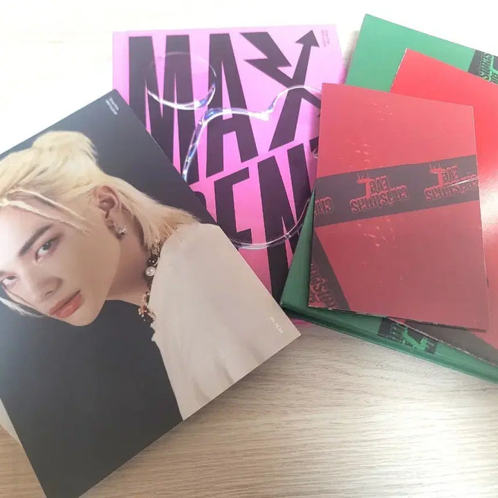 스키즈 앨범 맥시던트&크리스마스이블