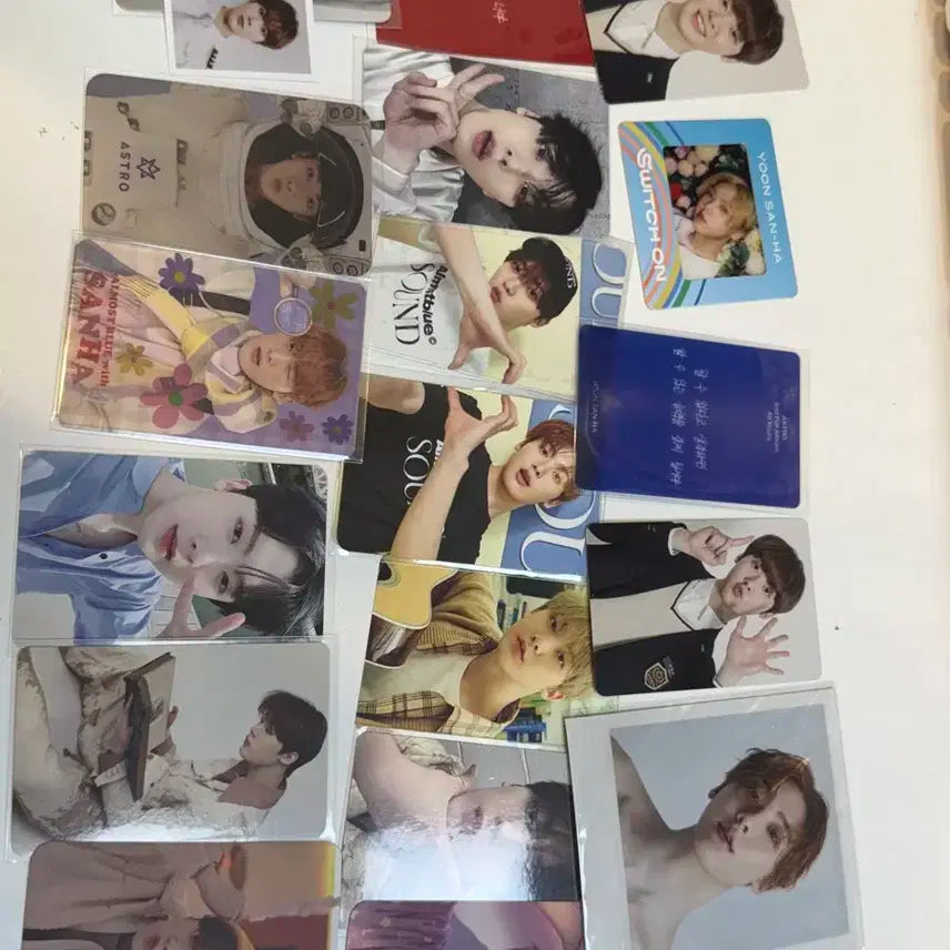 아스트로 윤산하 포카 일괄 양도