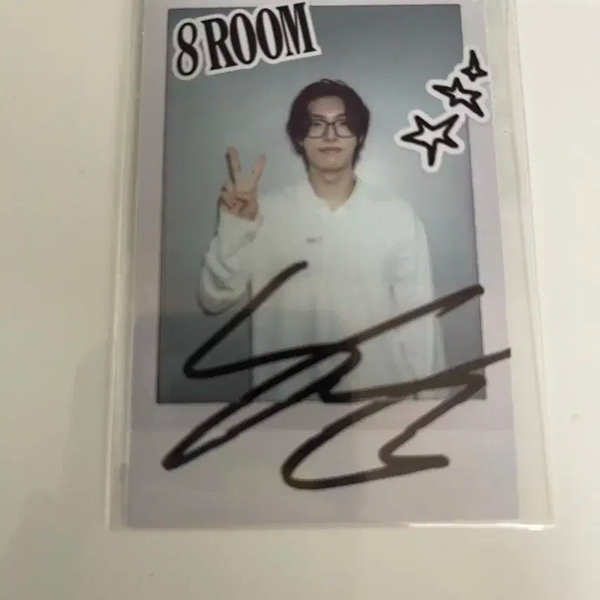 에이티즈 8ROOM 팝업 사인 프린트 폴라로이드 민기