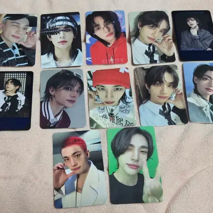 스트레이키즈 현진 포카모음.