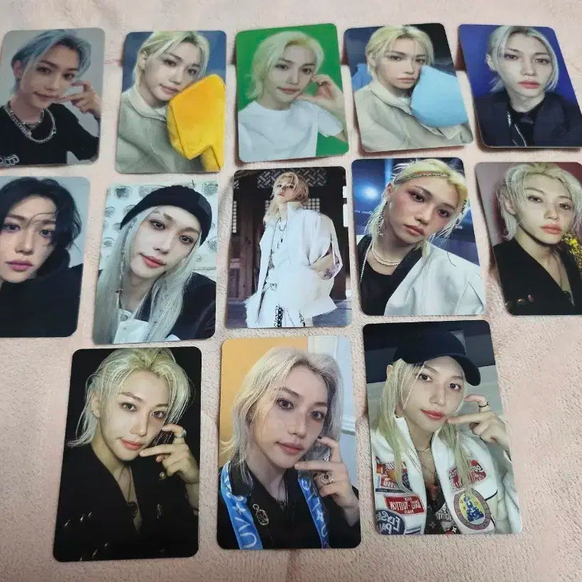 스트레이키즈 필릭스 포카모음.