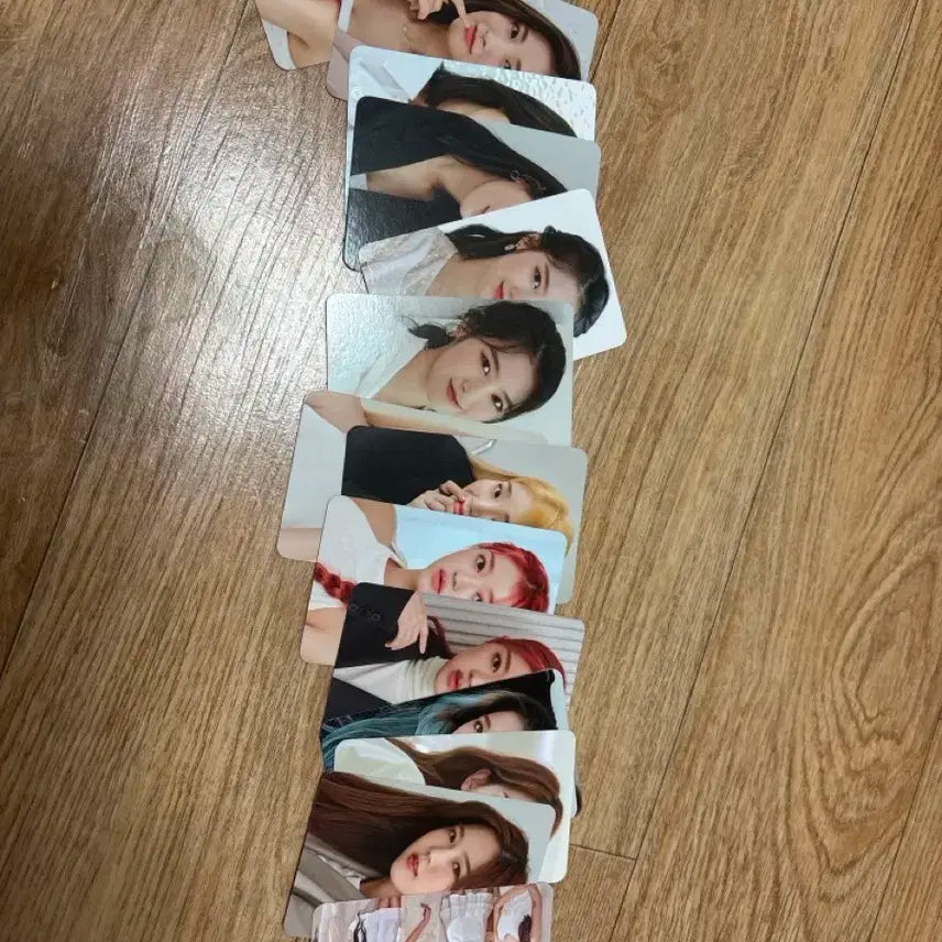 오마이걸 시즌그리팅 포카 일괄판매