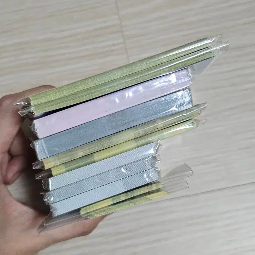 황민현 비공굿 판매  / 뉴이스트 워너원 포카