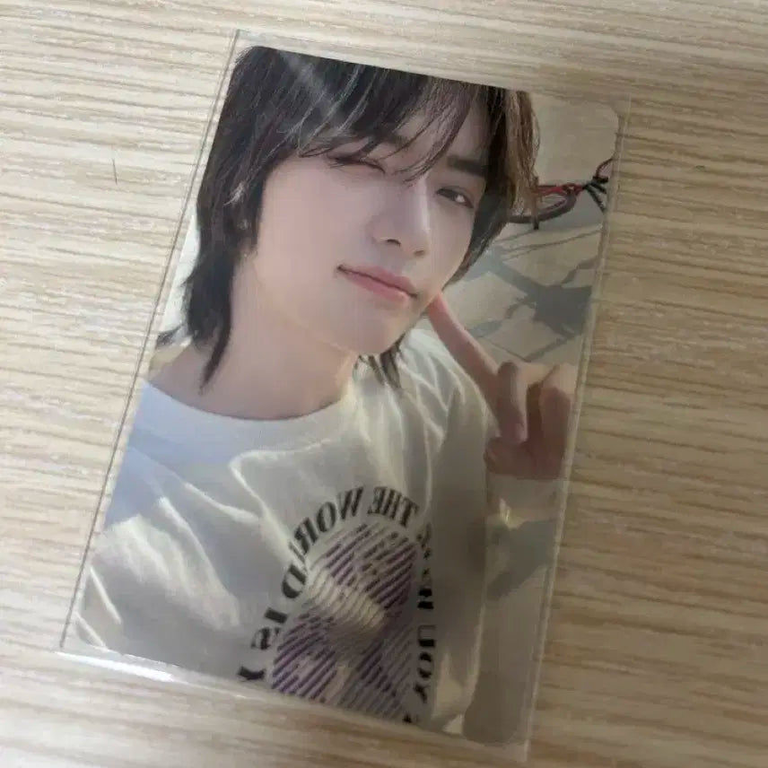 투바투 범규 루저러버 때 포카 판매해요.