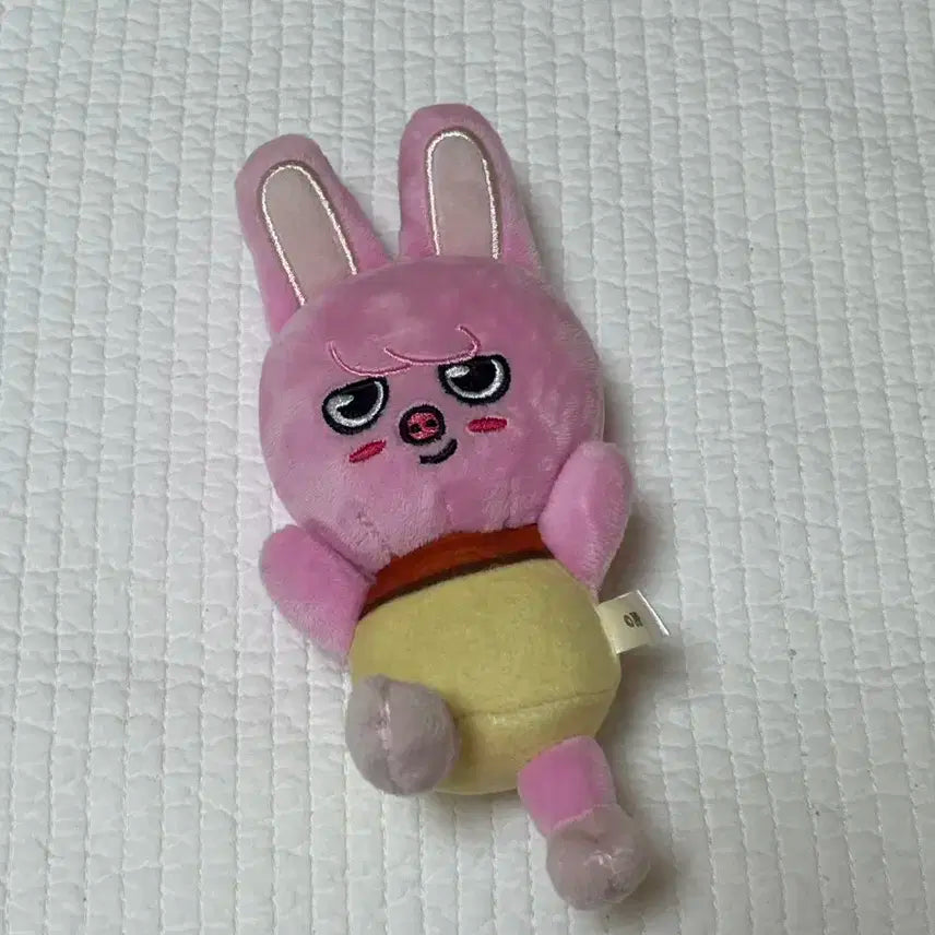 돼끼 푸딩참 키링