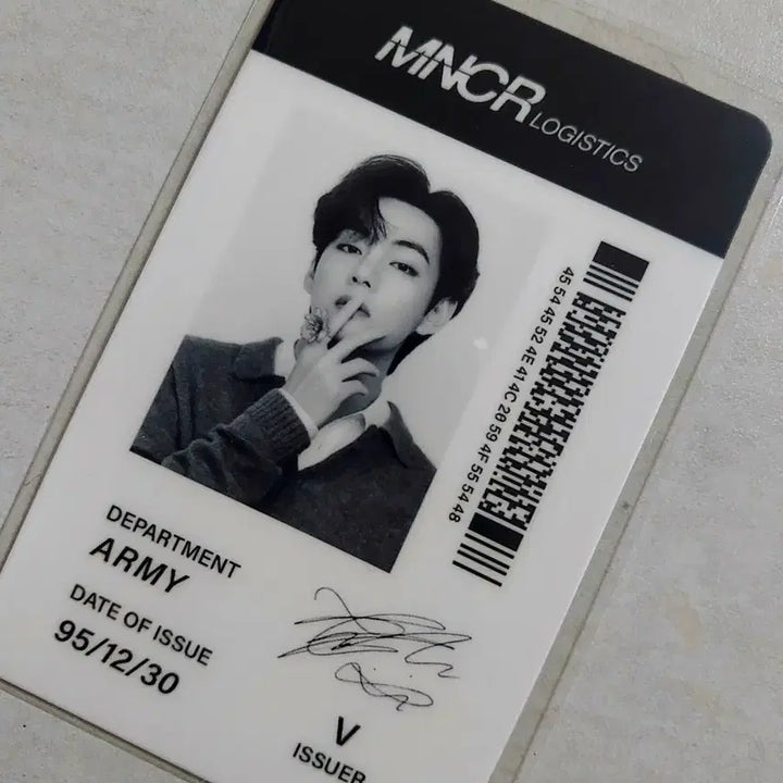 BTS 뷔 모노크롬 ID visitor card/뷔 미니포토카드