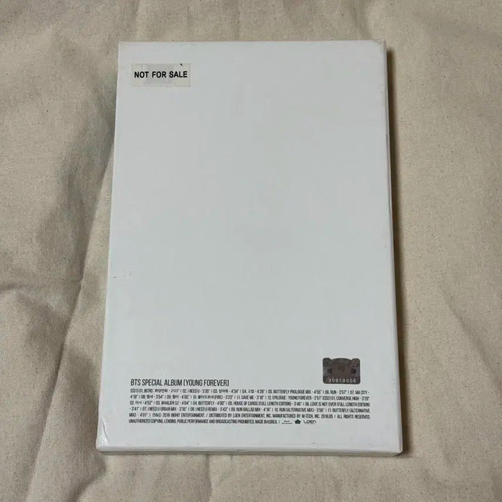 방탄소년단(BTS) [YOUNG FOREVER] 전원 친필 싸인 비매