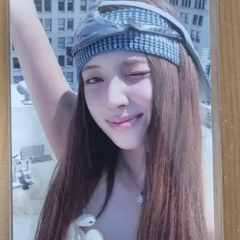 엔믹스 지우 공방 포카 판매합니다