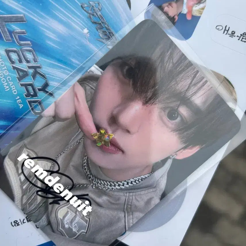 제로즈존 중콘 한유진 싸인 포카 양도