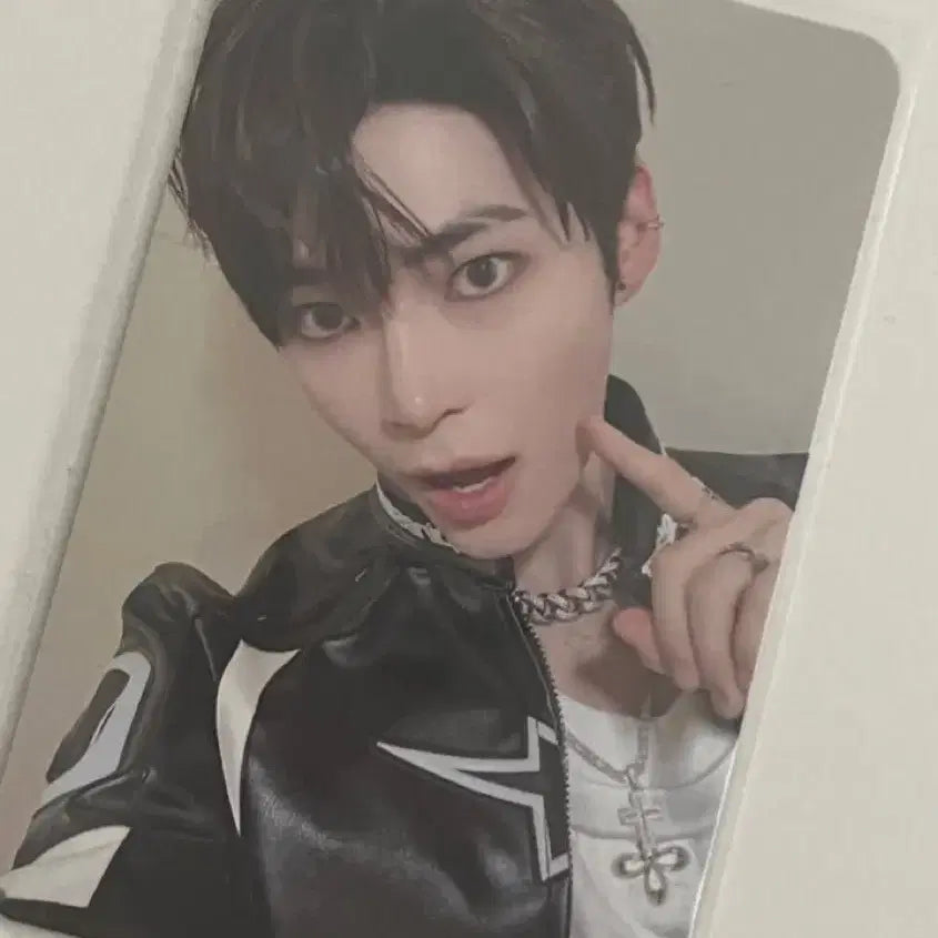 제베원 성한빈 공방 포카 아이코닉 2주차