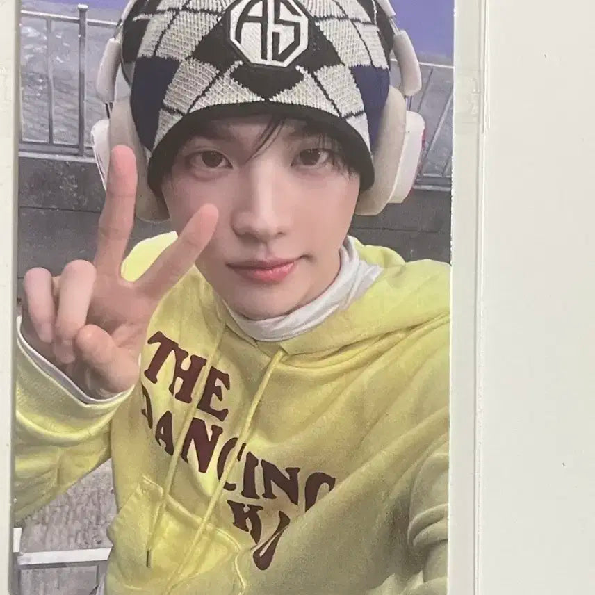 투어스 신유 Playhard 위버스 특전 포토카드