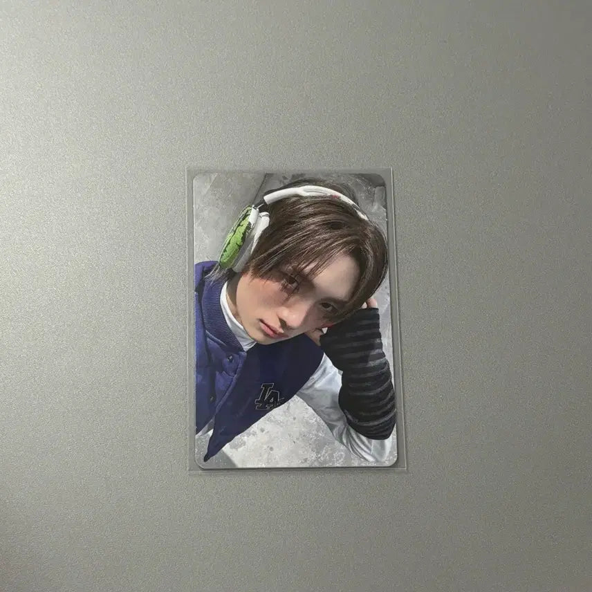 투어스 플레이하드 옵드 위버스 특전 미공포 영재 포카 앨포 앨범