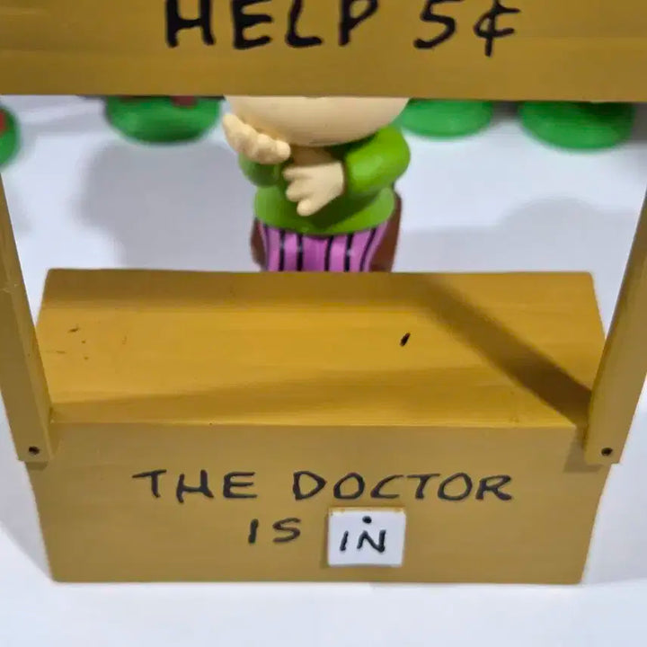 스누피 루시 상담 피규어 (메디콤토이)