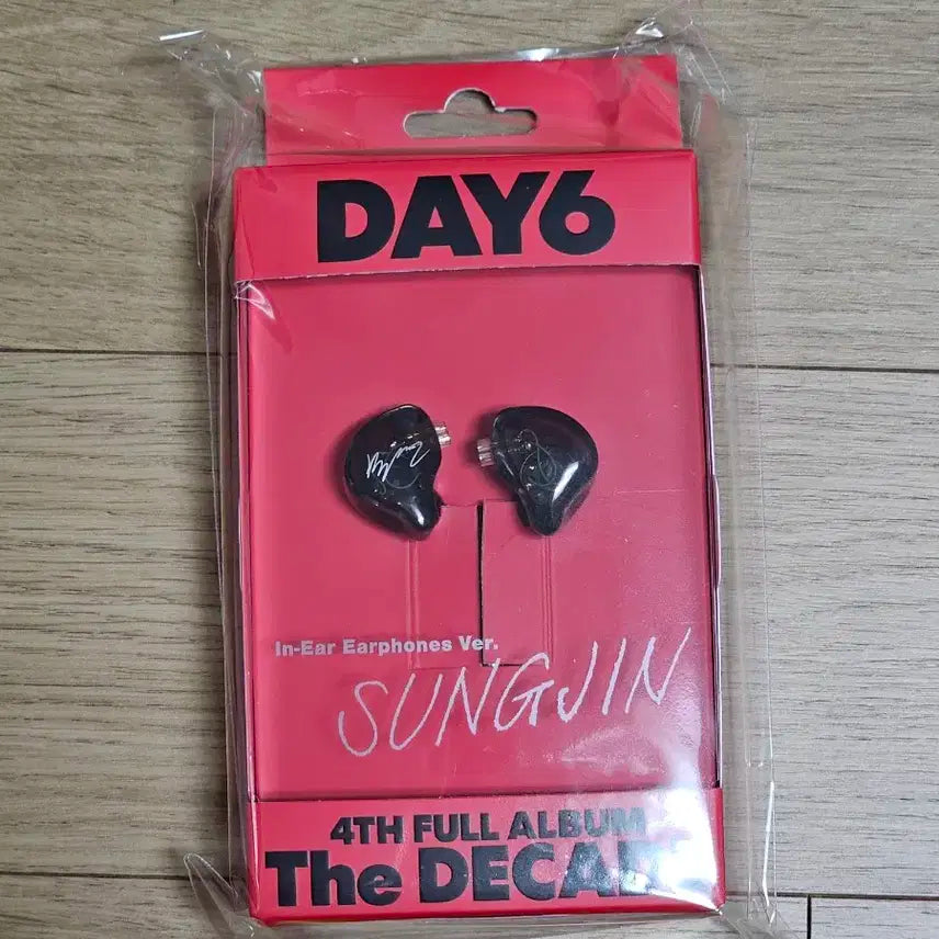 데이식스 The DECADE 인이어반 성진 미개봉