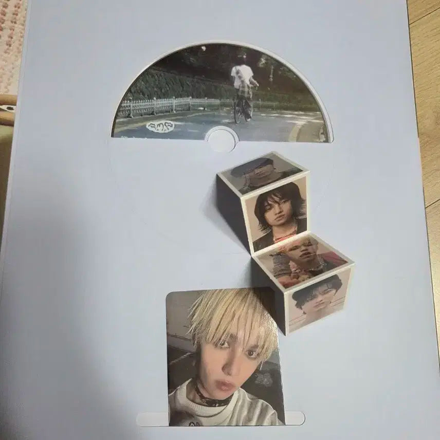 에이엠피 AxMxP 친필메세지 싸인 비매앨범 포카