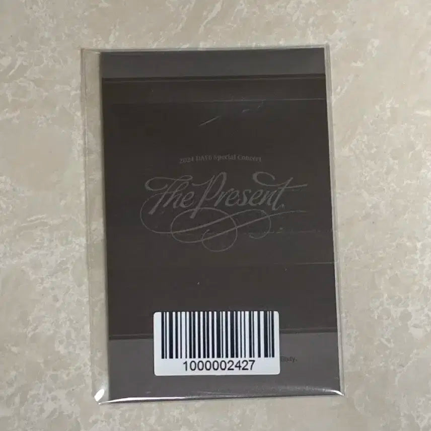 데이식스 자이언트 데니멀즈 원필 포카(미개봉)