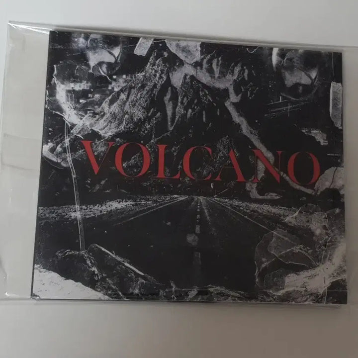 리레볼루션 볼케이노 앨범