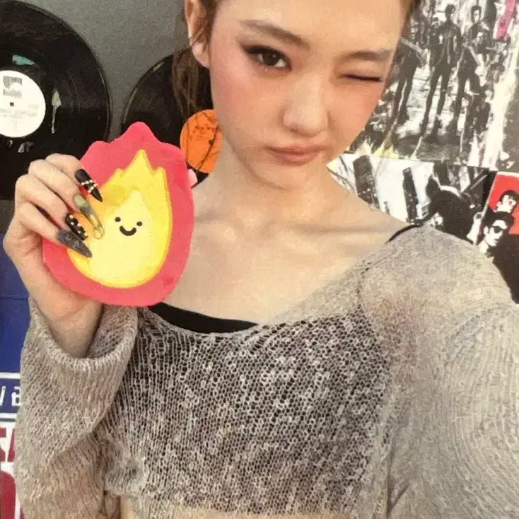 미야오 MEOVV 버닝업 엘라 공방 포카 wts pcs