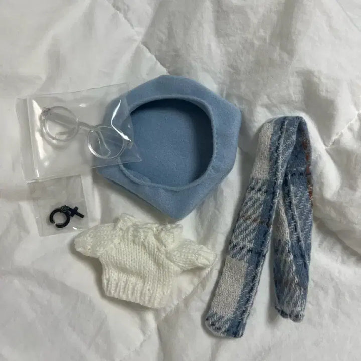 플레이브 예준 10cm 인형 말랑플뿌 + 옷 세트 일괄