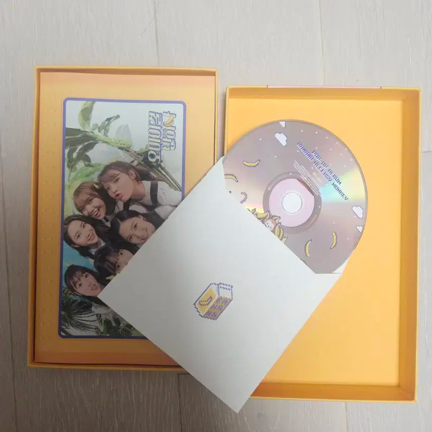 오마이걸 바나나알러지원숭이 개봉앨범