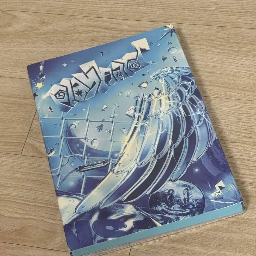 투어스 미니4집 play hard미개봉앨범